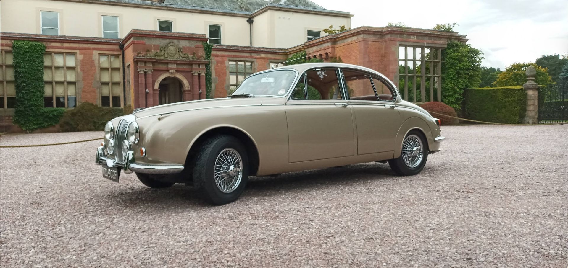 1968 Daimler 250