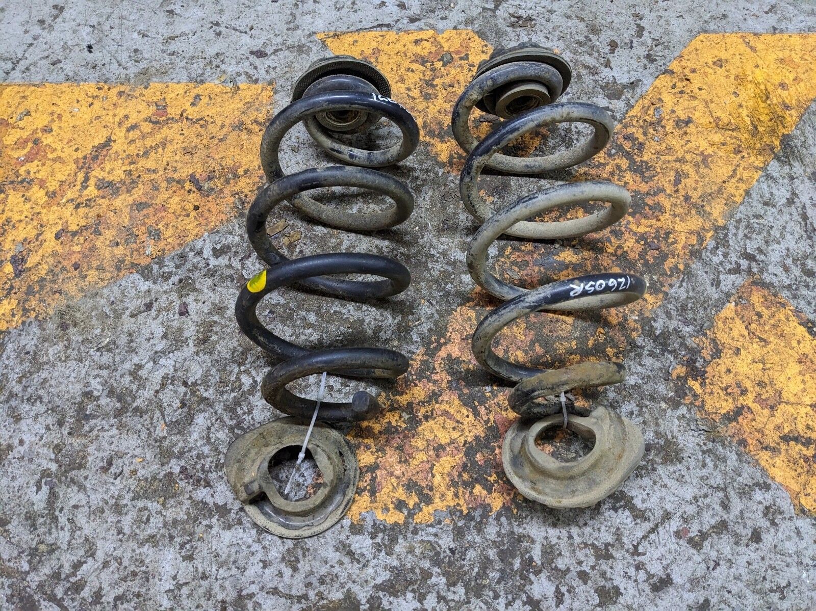 Nissan X-Trail Springs Leaf