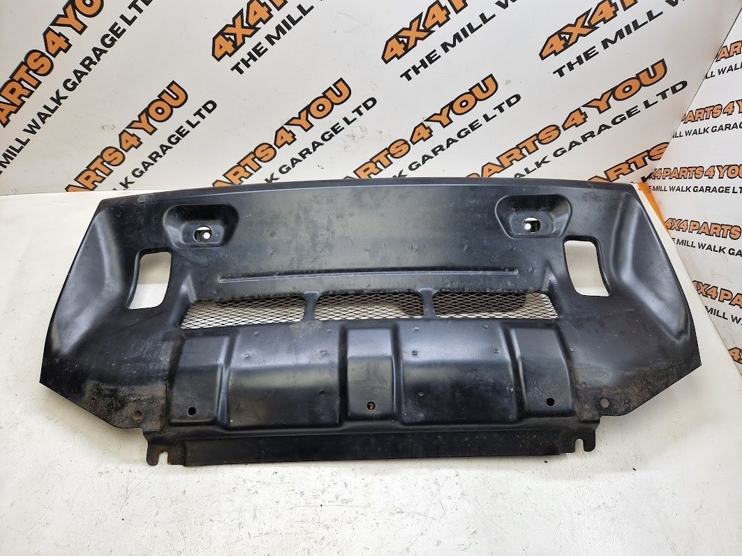 Mitsubishi Pajero Mudflaps