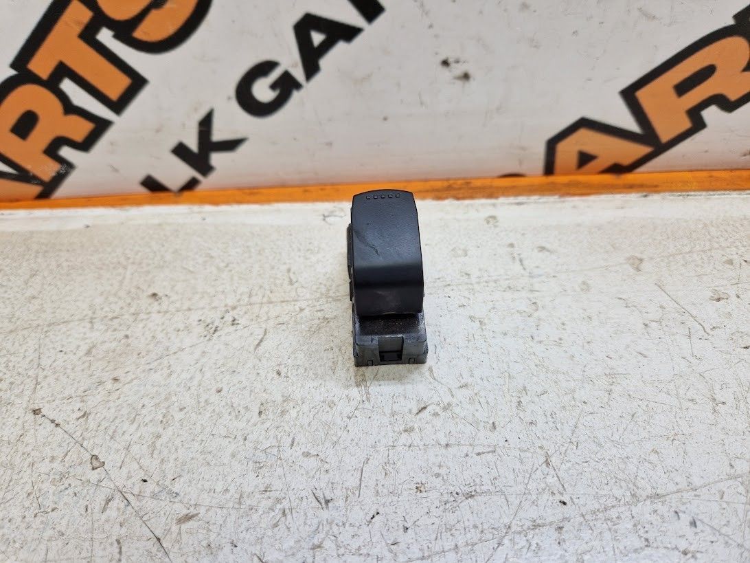 Suzuki Grand Vitara Window Switch