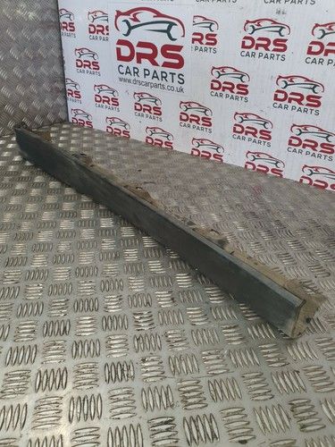 Suzuki Ignis Wheel Arch Trim (Outer)