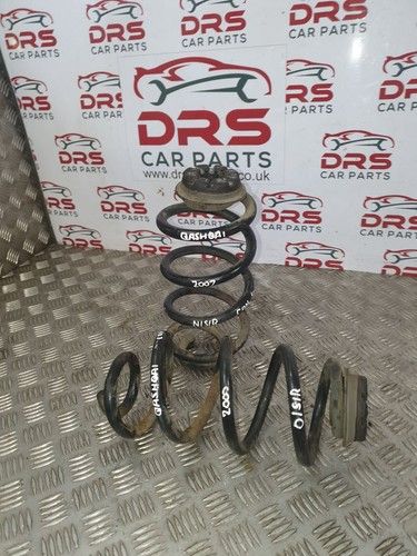 Nissan Qashqai+2 Springs Leaf
