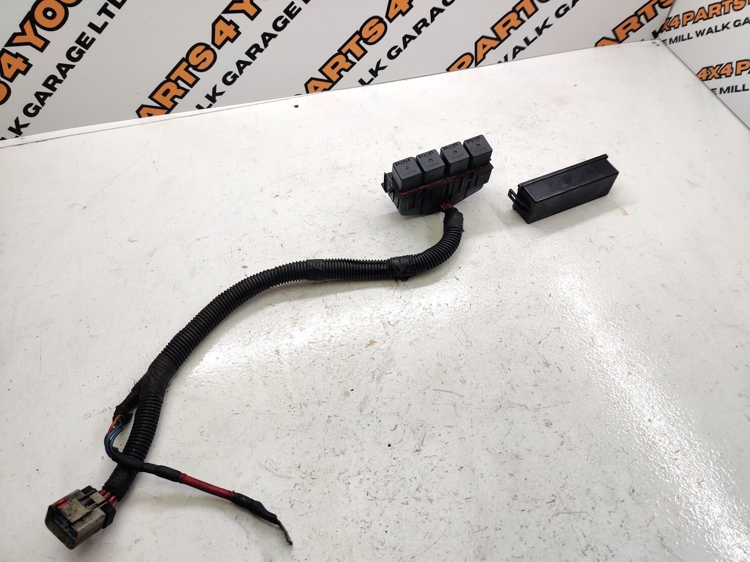 Dodge Nitro Fuse Box / Holder