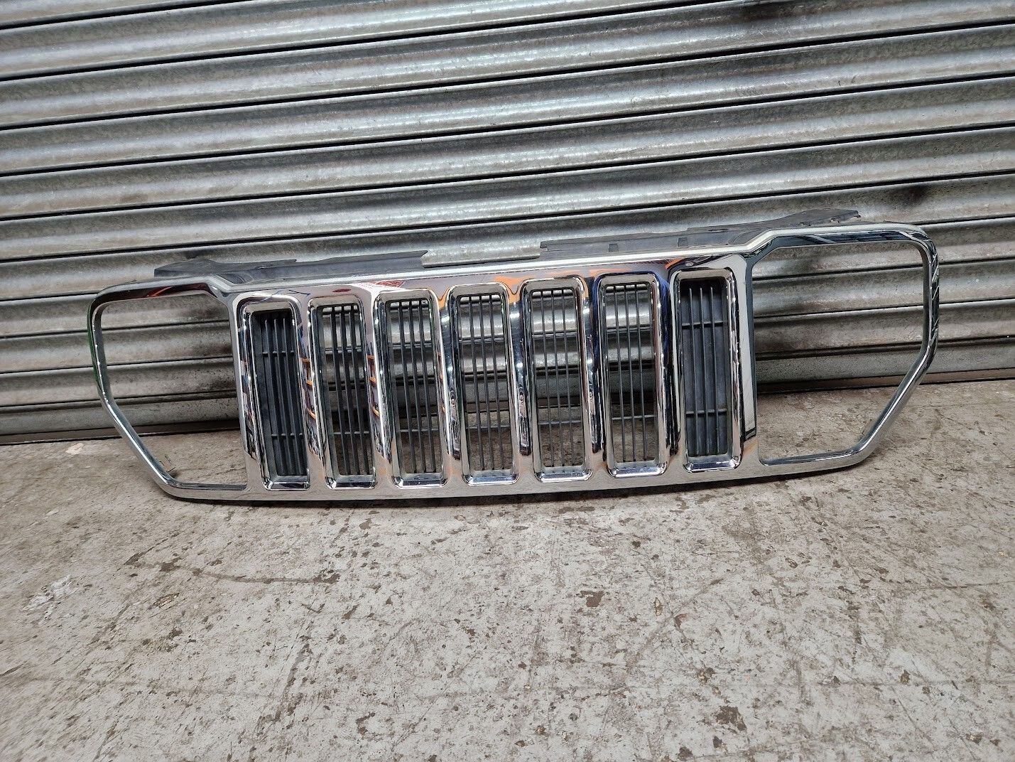 Jeep Cherokee Front Grill