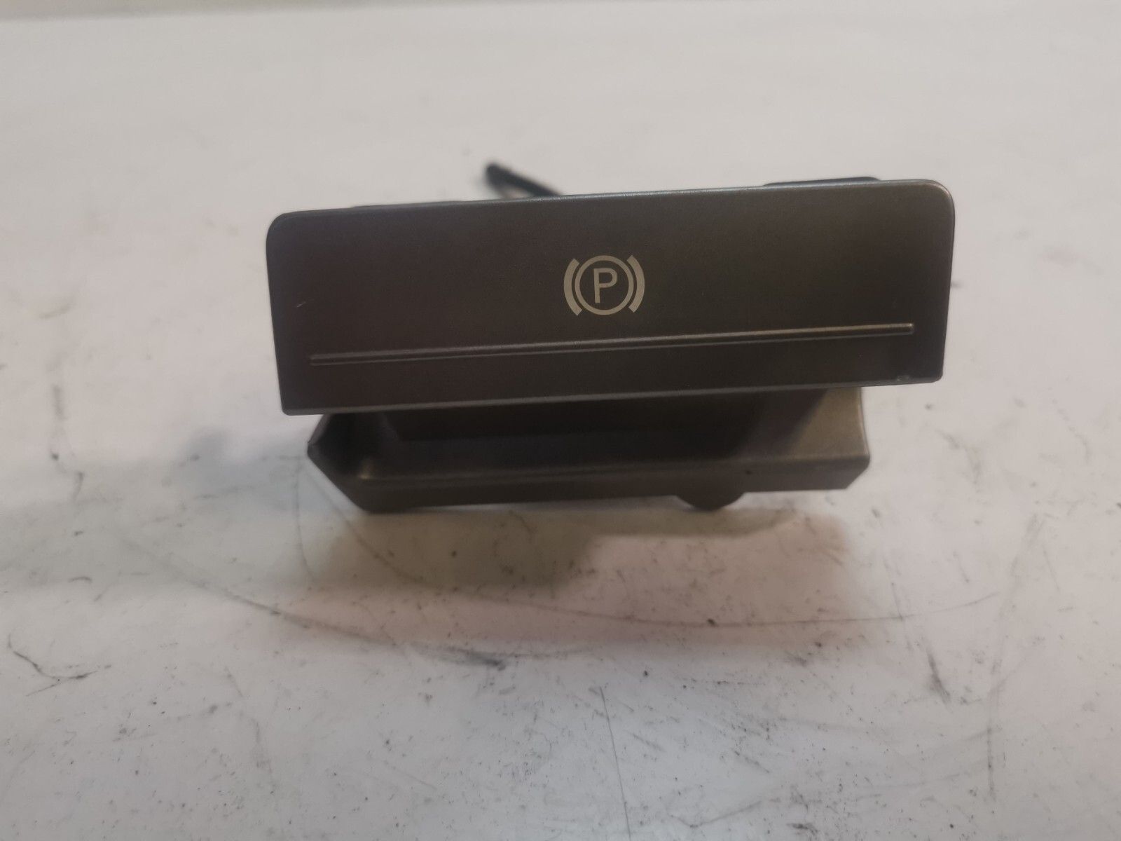 Volkswagen Phaeton Hand Brakes & Related Components