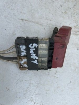 Suzuki Swift Fuse Box / Holder