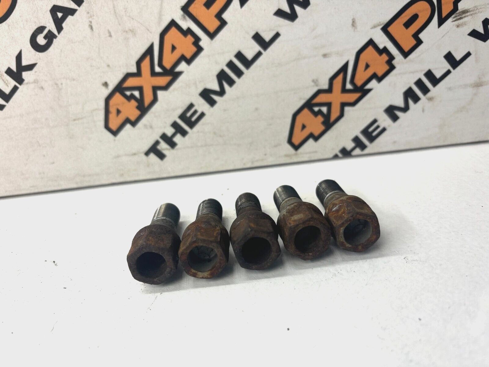 Peugeot 207 Wheel Bolts, Studs & Nuts