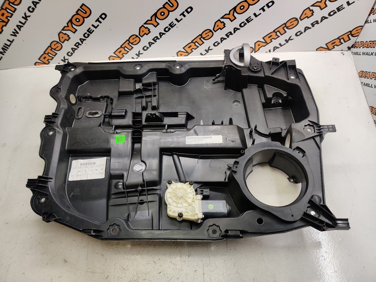 Dodge Nitro Window Regulator